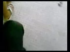 استمناء جنبا إلى جنب مع صهباء على سكسي فرنسي نيج الشاطئ
