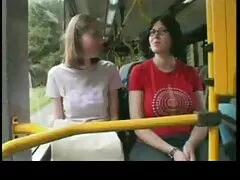 حمامات الشمس على ضفاف النهر سكسي نايجيري و ليس فقط
